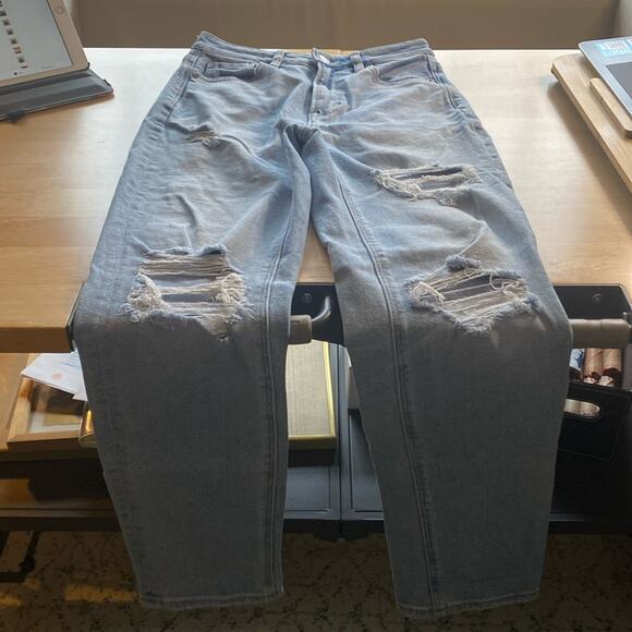 AMERICAN EAGLE Mom Straight Jeans - Picture 1 of 5